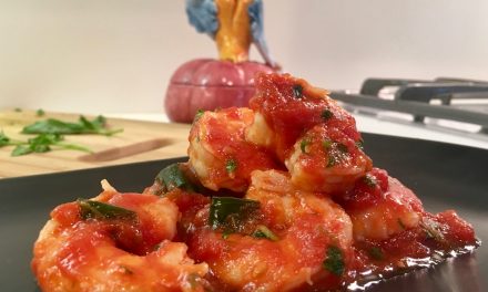 Slim Man Cooks Shrimp Marinara