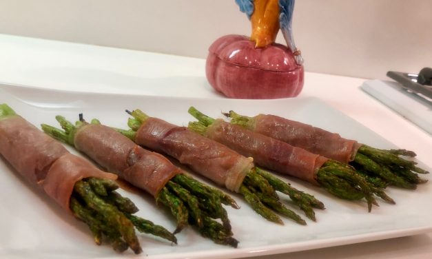 Slim Man Cooks Baked Asparagus Wrapped in Prosciutto